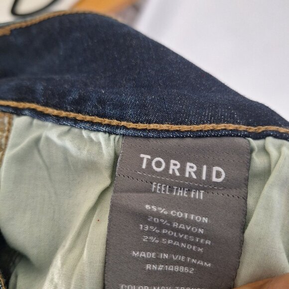 Torrid Distressed Jeans 20R - Picture 3 of 7